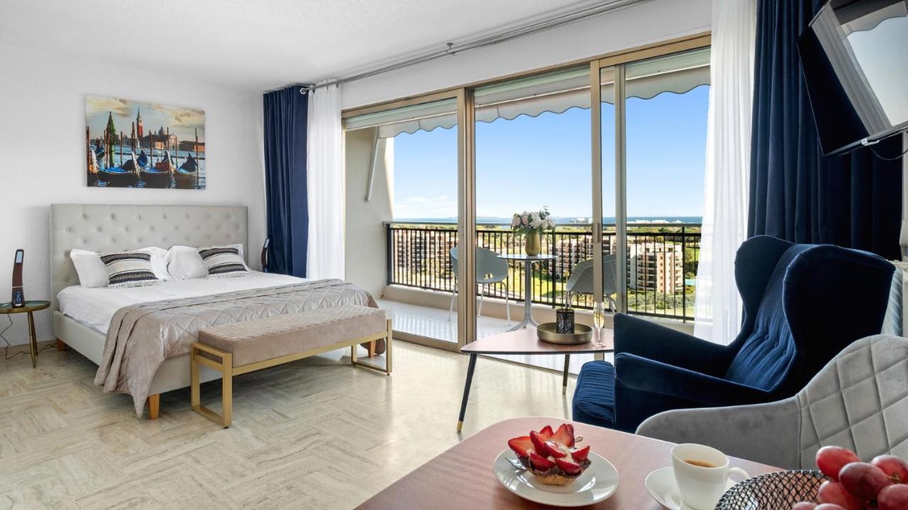 Cannes Marina Appart Hotel Mandelieu المظهر الخارجي الصورة
